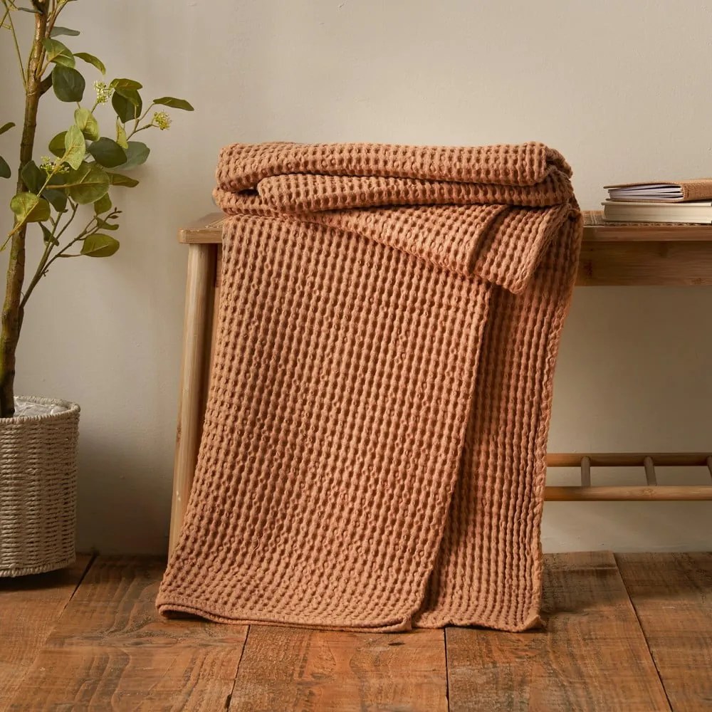 Brązowy bawełniany koc 150x200 cm Jaipur Chunky Waffle – Pineapple Elephant