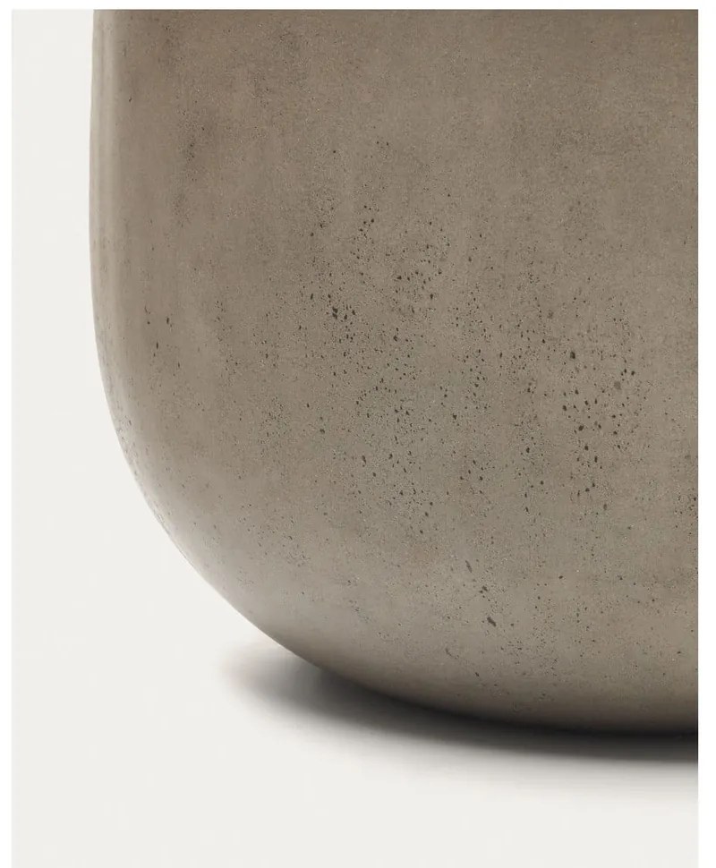 Okrągły stolik ogrodowy betonowy ø 60 cm Garbet – Kave Home