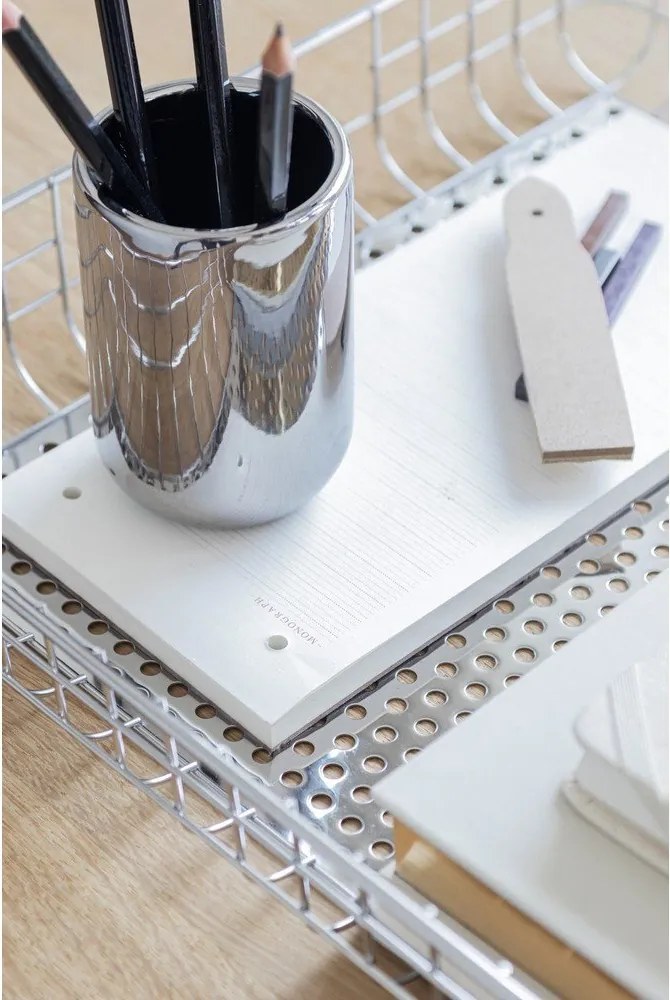 Ceramiczny kubek na szczoteczki do zębów w kolorze srebra Lotus – Mette Ditmer Denmark