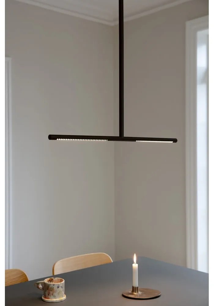 Czarna metalowa lampa wisząca LED z metalowym kloszem Omni Ceiling – UMAGE