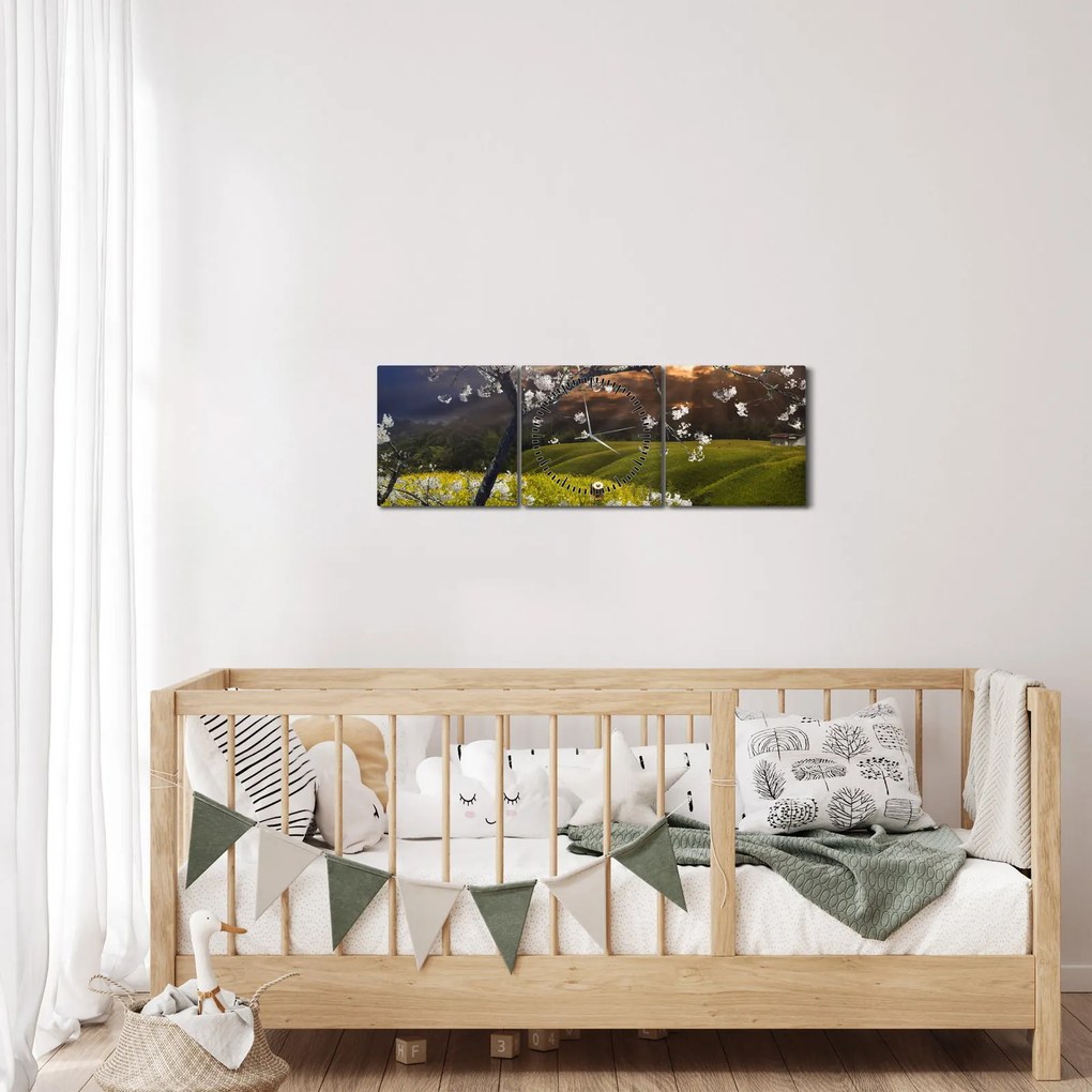 Obraz - Kwitnące drzewo w krajobrazie (z zegarem) (90x30 cm)