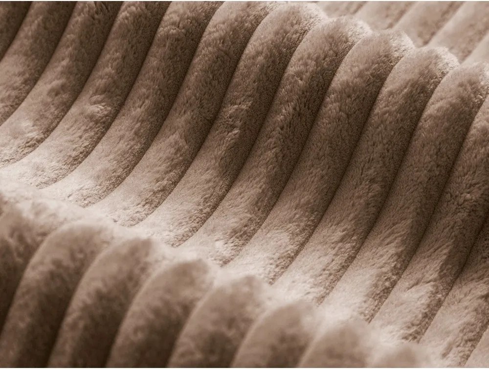 Brązowe tapicerowane łóżko dwuosobowe ze schowkiem ze stelażem 200x200 cm Martina – Micadoni