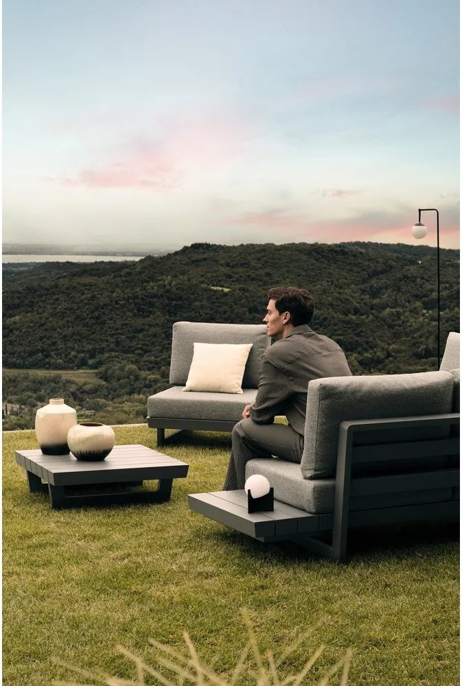 Czarna metalowa lampa stołowa LED ze ściemniaczem z plastikowym kloszem (wysokość 16 cm) Cardamom – Bizzotto