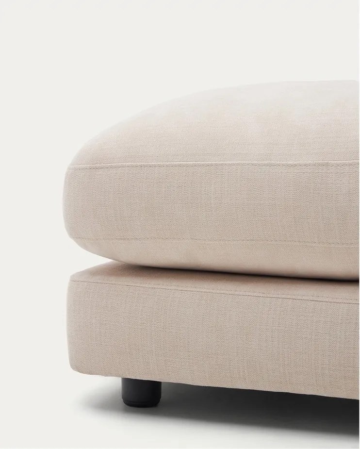 Beżowy podnóżek z tkaniny szenilowej Gala – Kave Home