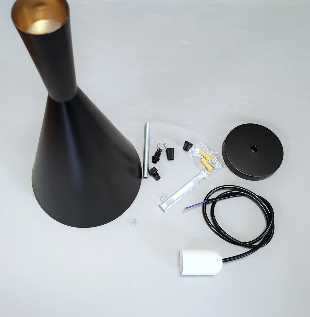 Lampa sufitowa metalowa z kloszem wiszącym AT9-1SZ-Czarna