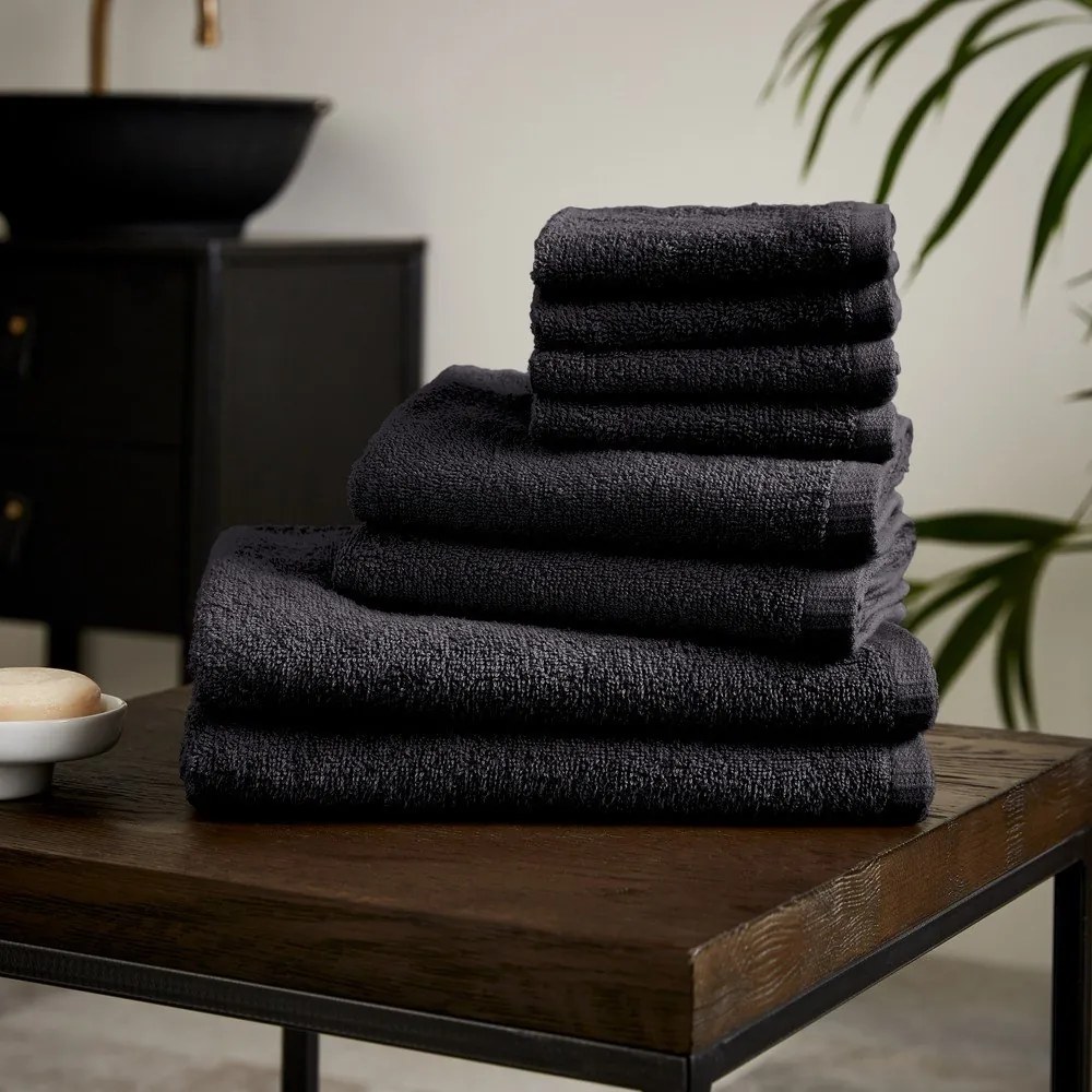 Czarne bawełniane ręczniki szybkoschnące/frotte zestaw 8 szt. Quick Dry – Catherine Lansfield