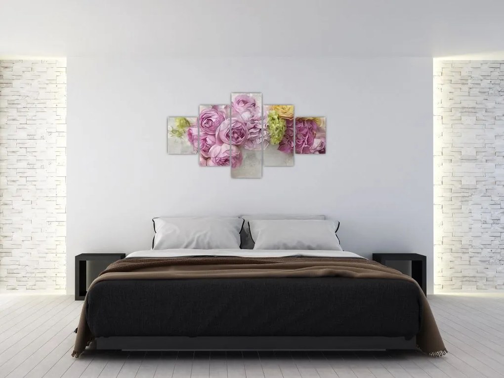 Obraz - Kwiaty na ścianie w pastelowych kolorach (125x70 cm)