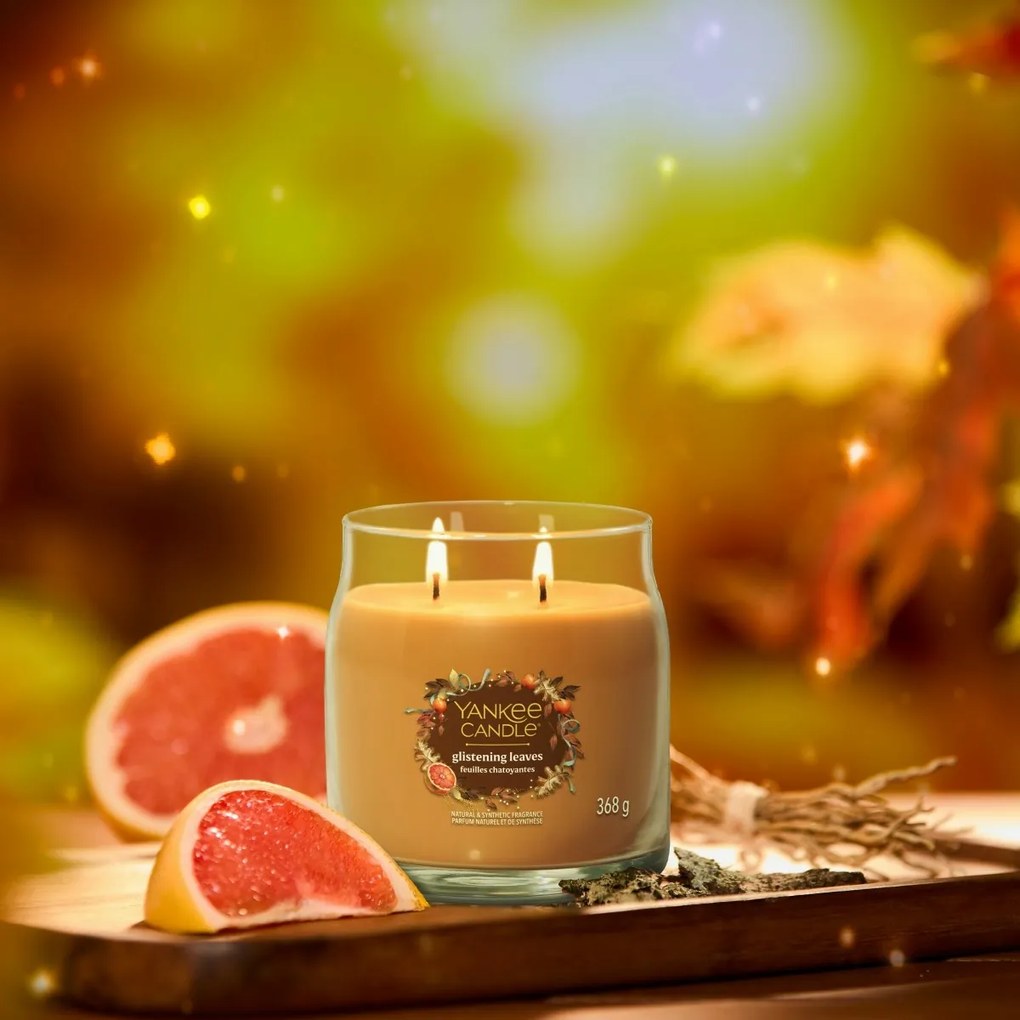 Yankee Candle Świeca zapachowa średnia SignatureGlistening Leaves, 368 g, M