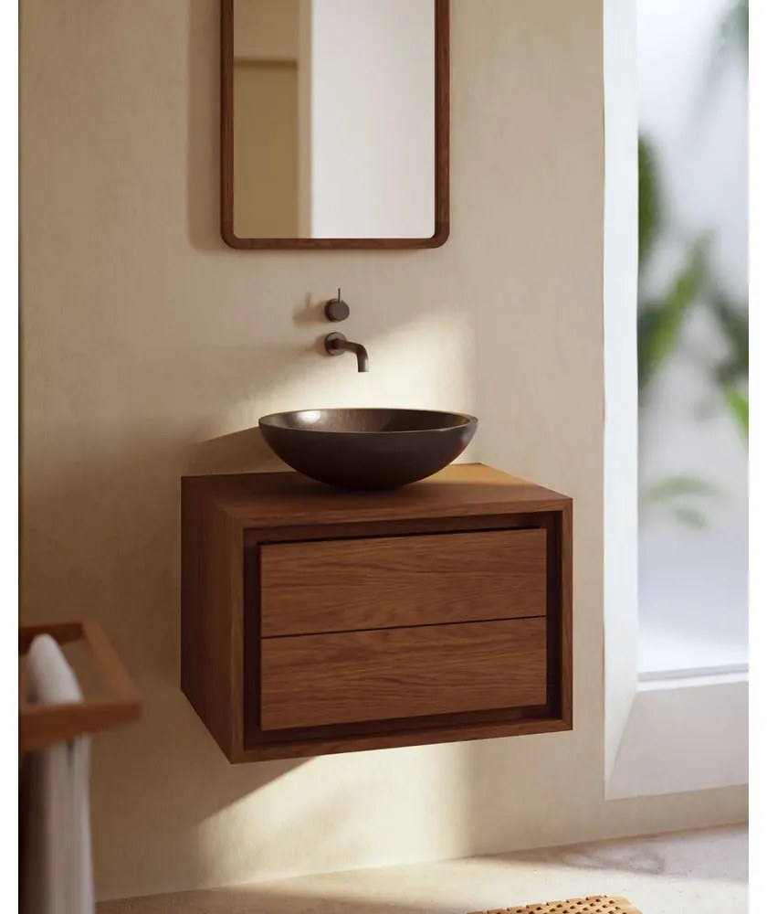 Ciemnobrązowa wisząca szafka pod umywalkę z litego drewna tekowego 60x40 cm Kenta – Kave Home