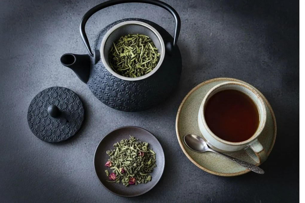 Czajnik żeliwny z zaparzaczem TAKI, 1000 ml