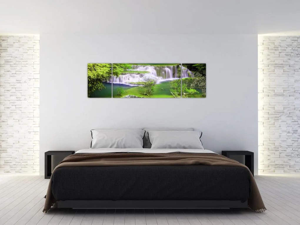 Obraz - Wodospady Huay Mae Khamin, Kanchanaburi, Tajlandia (170x50 cm)