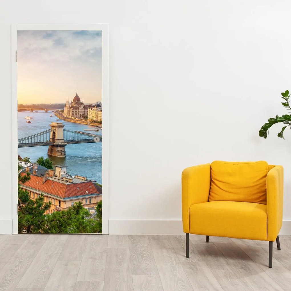 Fototapeta na drzwi - Miasto Budapeszt z rzeką (95x205cm)