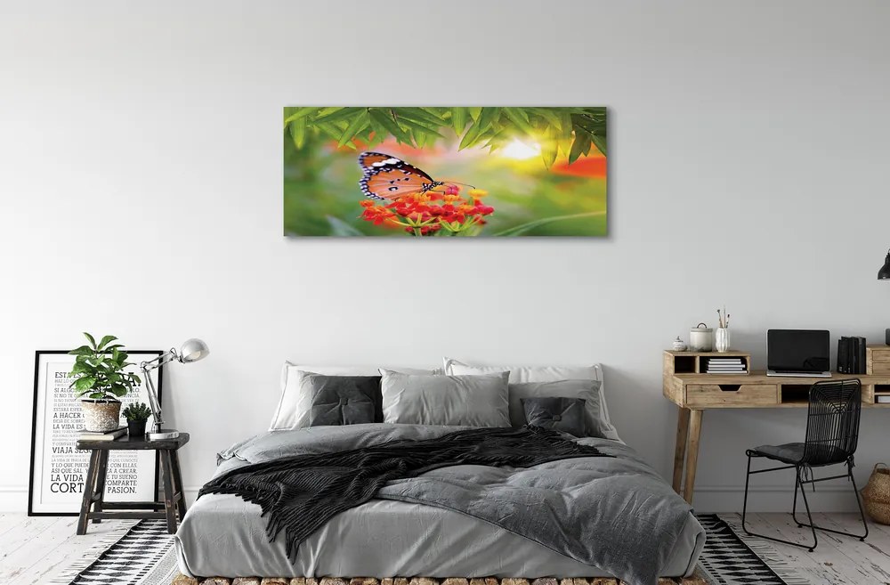 Duży obraz na płótnie Motyl wśród Kwiatów