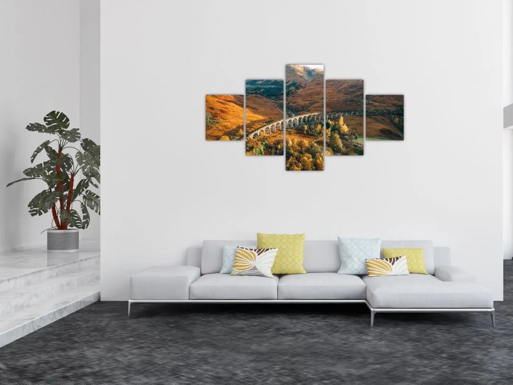 Obraz mostu w szkockiej dolinie (125x70 cm)