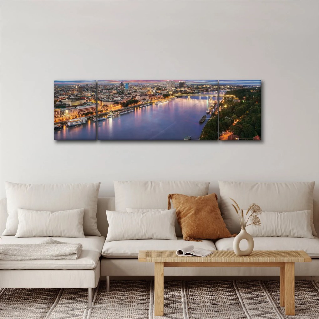 Obraz nocnego miasta Bratysławy z rzeką (170x50 cm)