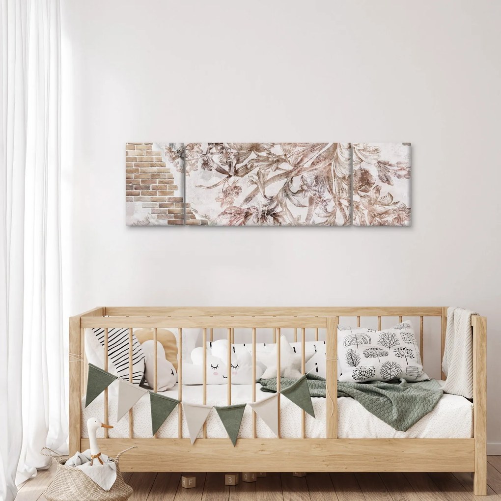 Obraz - Kwiatowy fresk na ceglanej ścianie (170x50 cm)