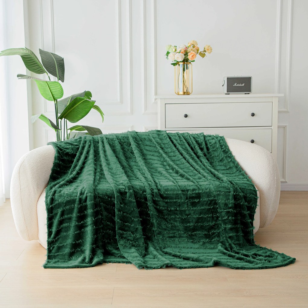 Koc mikropluszowy z wzorem PRESTIGE w kolorze ciemnozielonym Rozmiar: 160 x 200 cm