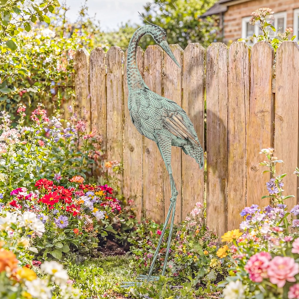 Outsunny Statua ogrodowa czapli metalowy ptak outdoor, stojąca rzeźba 88 cm z kotwami do podłoża, Zielony i Brązowy | Aosom PL
