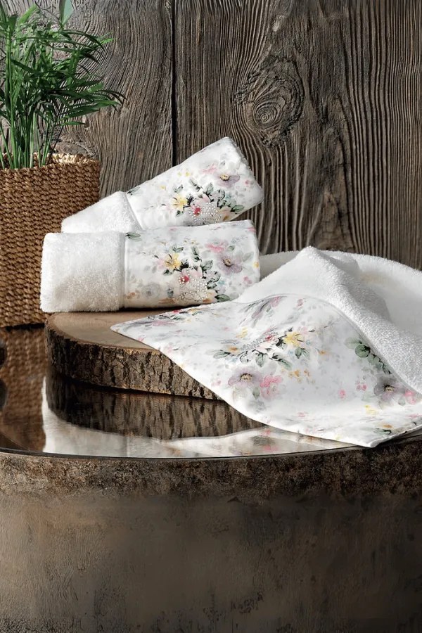 Podarunkowy zestaw ręczników FINOLA, 3 szt Biały Zestaw (ręcznik 30x50cm, ręcznik 50x100cm, ręcznik 75x150cm)