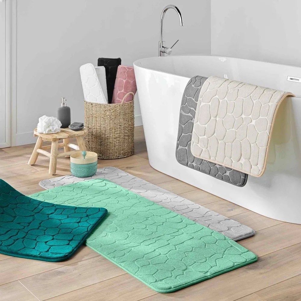 Beżowy tekstylny dywanik łazienkowy 50x120 cm Ricochet – douceur d'intérieur