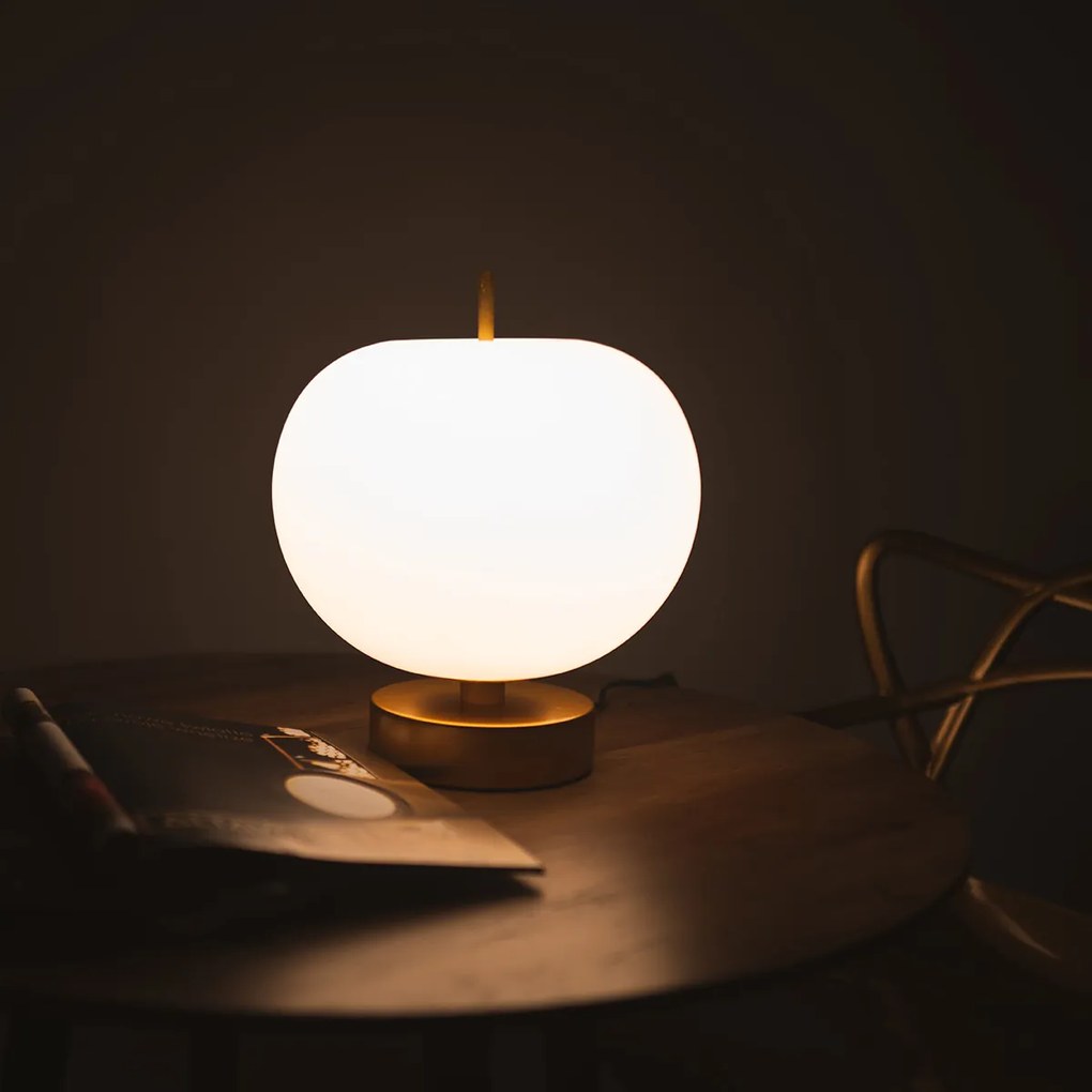 Lampa stołowa ze szklanym kloszem i oświetleniem LED Apple T