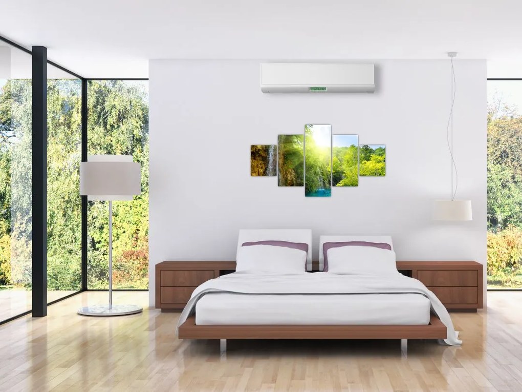 Obraz - wodospady w pralesie (125x70 cm)