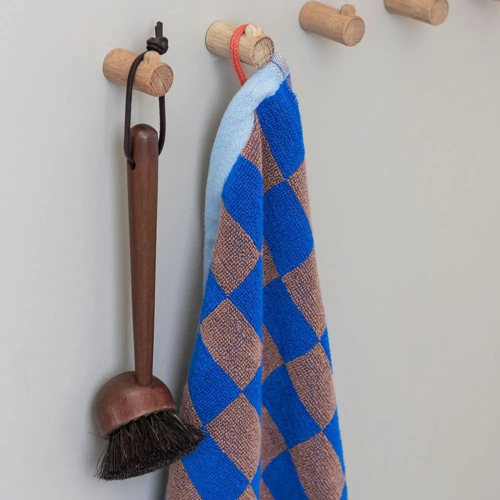 Niebiesko-brązowy ręcznik kąpielowy z bawełny organicznej 70x133 cm Retro – Mette Ditmer Denmark