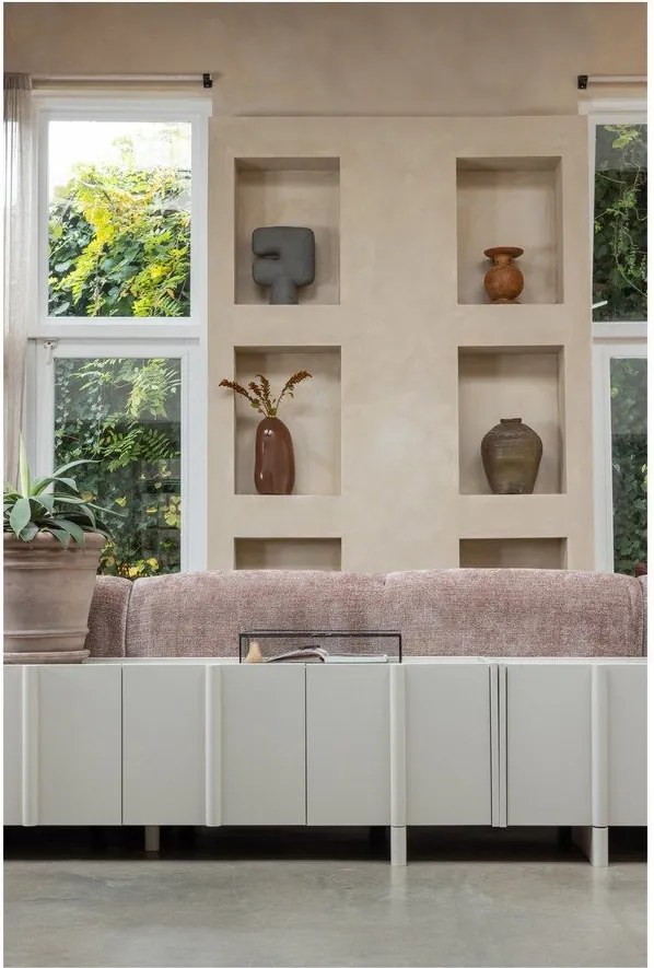 Jasnoszara szafka pod TV z litego drewna sosnowego 152x53x46 cm Basu – WOOOD