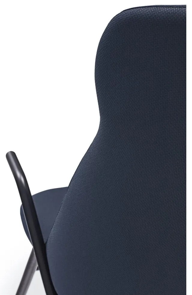 Ciemnoniebieski fotel Teulat Dins, wys. 114 cm