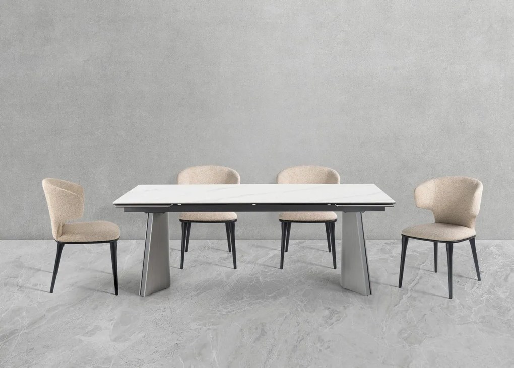 Stylowe krzesło do jadalni Serene, miękka beżowa tkanina, wygoda, solidne wykonanie, idealne do wnętrz z charakterem.