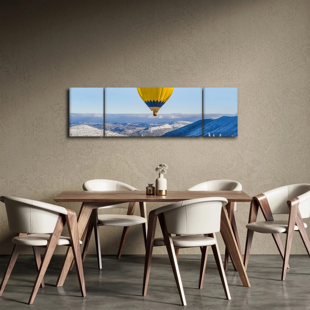 Obraz - Lot nad zimowym krajobrazem (170x50 cm)