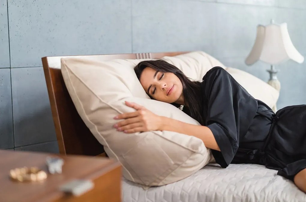 Poduszka na zagłówek PILLOW CHIC 140 beżowa SKANDICA