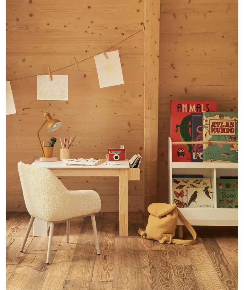 Biurko dziecięce z białym blatem 40x77 cm Serwa – Kave Home