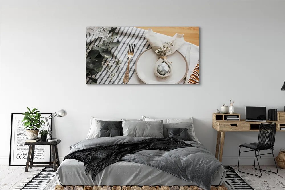 Duży obraz na płótnie Talerz z Kwiatami i Jajkiem