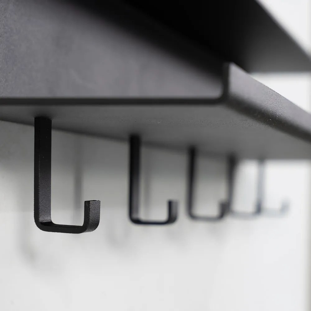 Czarny metalowy wieszak ścienny z półką 50 cm Easy – Spinder Design