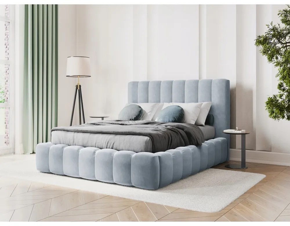 Jasnoniebieskie tapicerowane łóżko dwuosobowe ze schowkiem i stelażem 200x200 cm Kelp – Micadoni Home