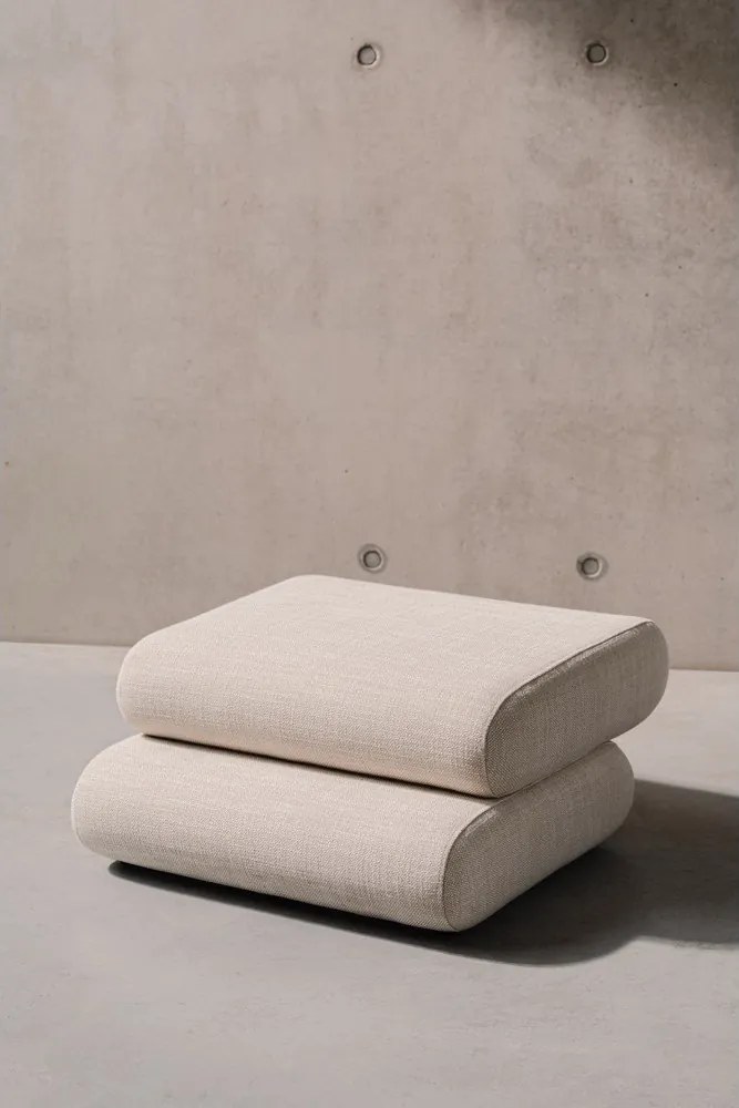 Beżowy puf Taso – noo.ma