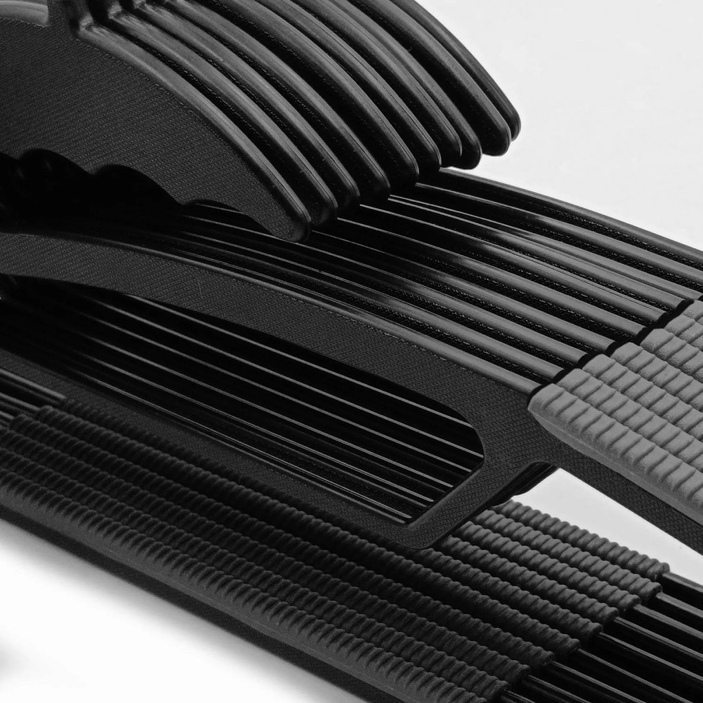 Zestaw wieszaków z antypoślizgową nakładką SOFTY 20 szt. czarno-szare