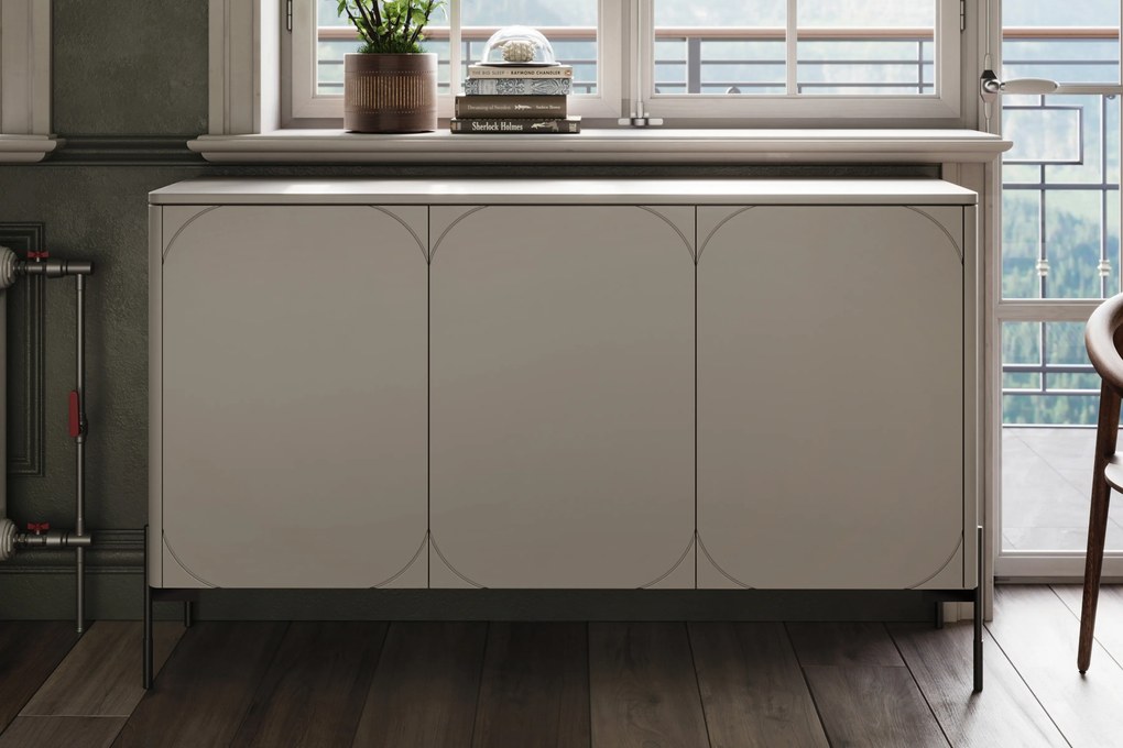 Komoda Sonatia 150 cm trzydrzwiowa - kaszmir / nogi czarne