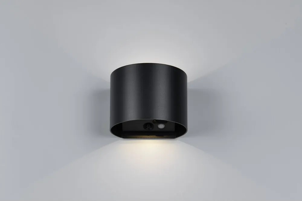 Lampa zewnętrzna ścienna LED z czujnikiem ruchu na USB (wysokość 10 cm) Genie – Reality