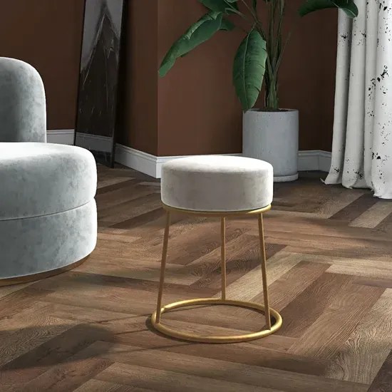 Okrągły szary welurowy taboret w stylu glamour P5-L64