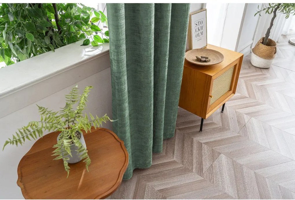 Zaciemniająca zasłona LOOM VELVET 140x250 cm, zielona Zawieszanie: Metalowe pierścienie