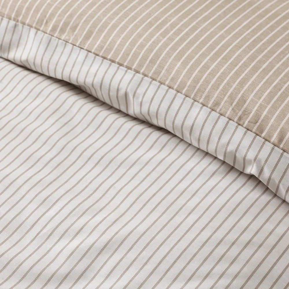 Biało-beżowa pościel dwuosobowa 230x220 cm Oxford Pinstripe – Catherine Lansfield