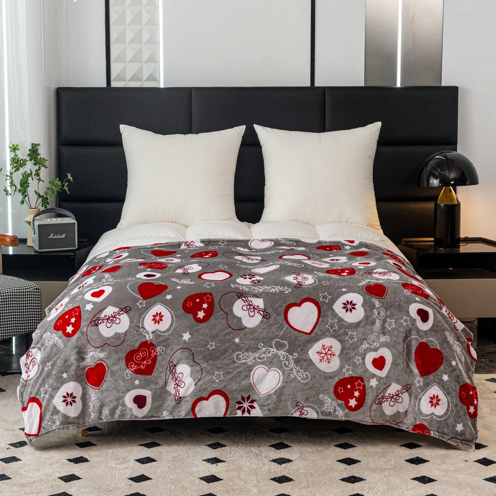 Świąteczny koc z mikropluszuy CHRISTMAS HEART szary Rozmiar: 150 x 200 cm