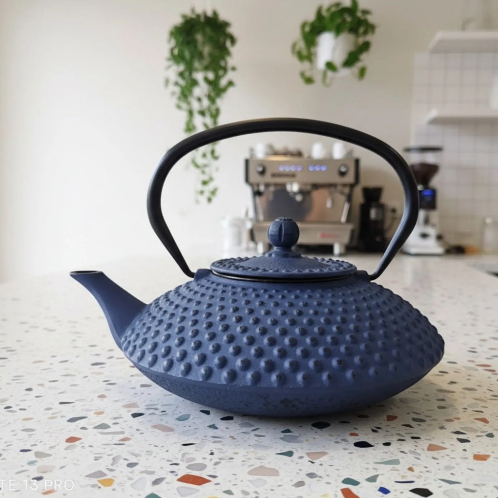 Czajnik żeliwny z zaparzaczem MIKA, 1250 ml