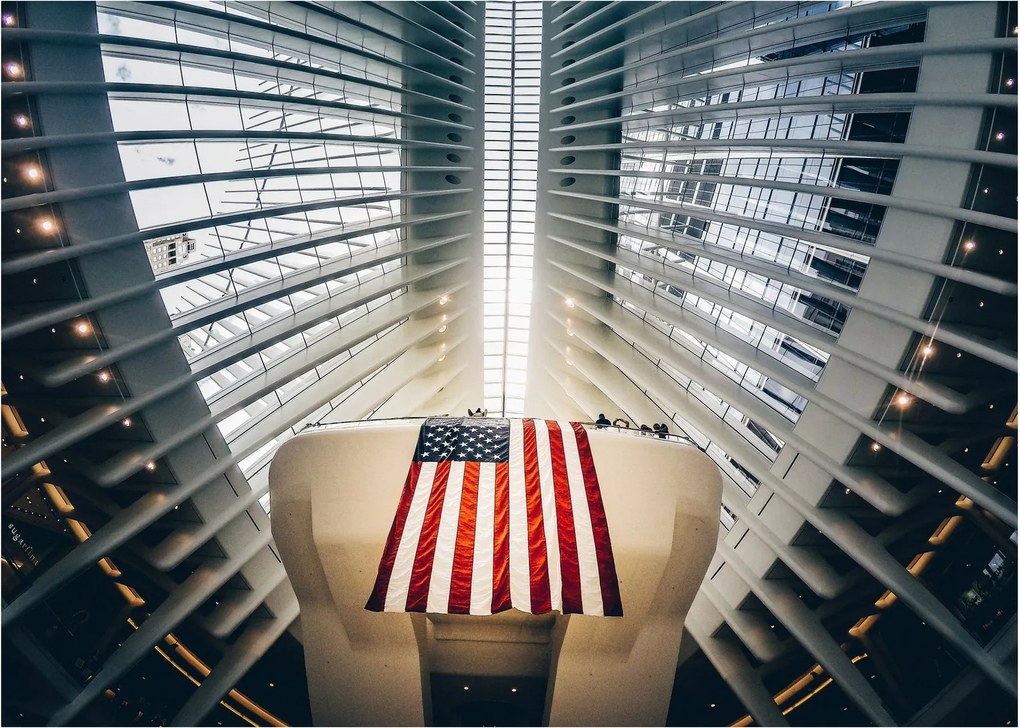 Obraz budynku z flagą USA (70x50 cm)