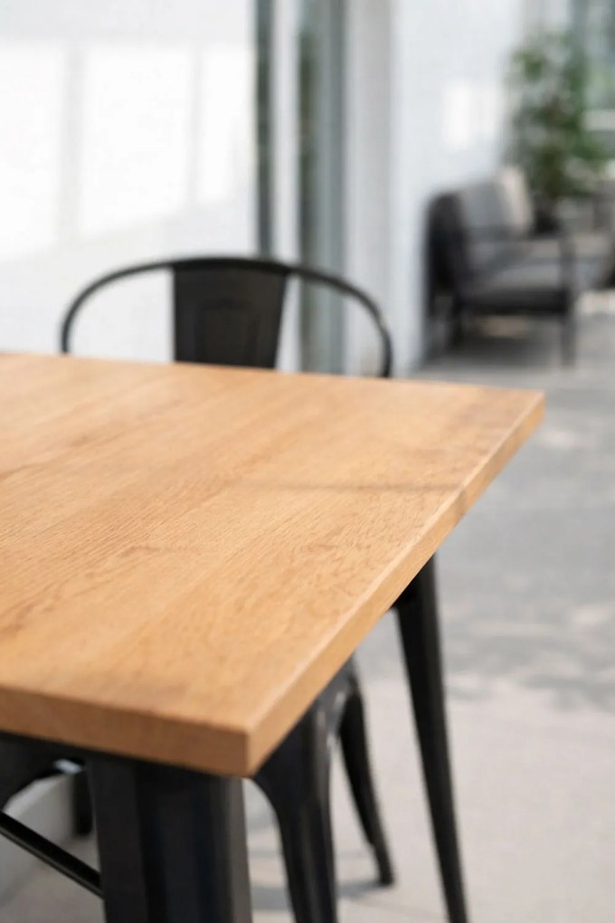 Kwadratowy stó z naturalnego drewna Torix 80 cm