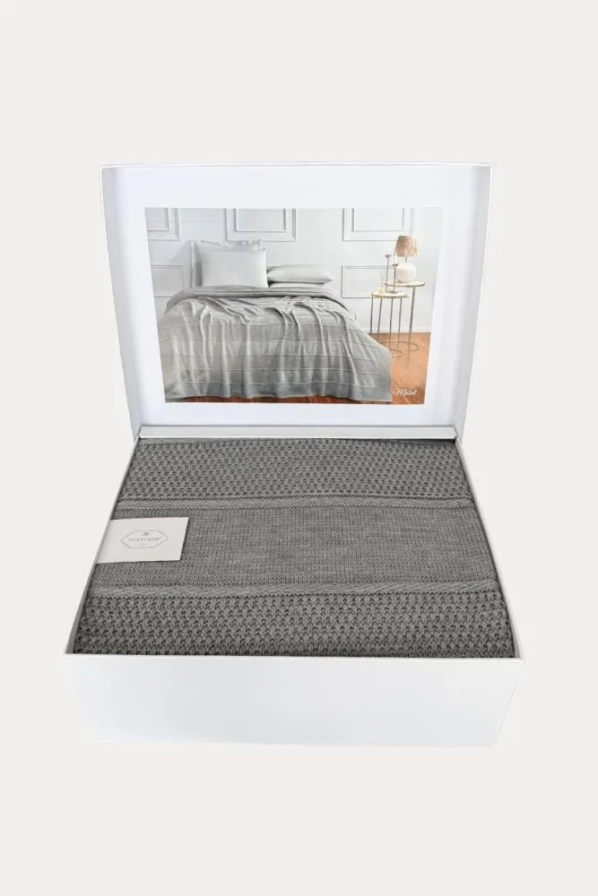 Wełniana narzuta na łóżko MABEL w opakowaniu prezentowym Kremowy