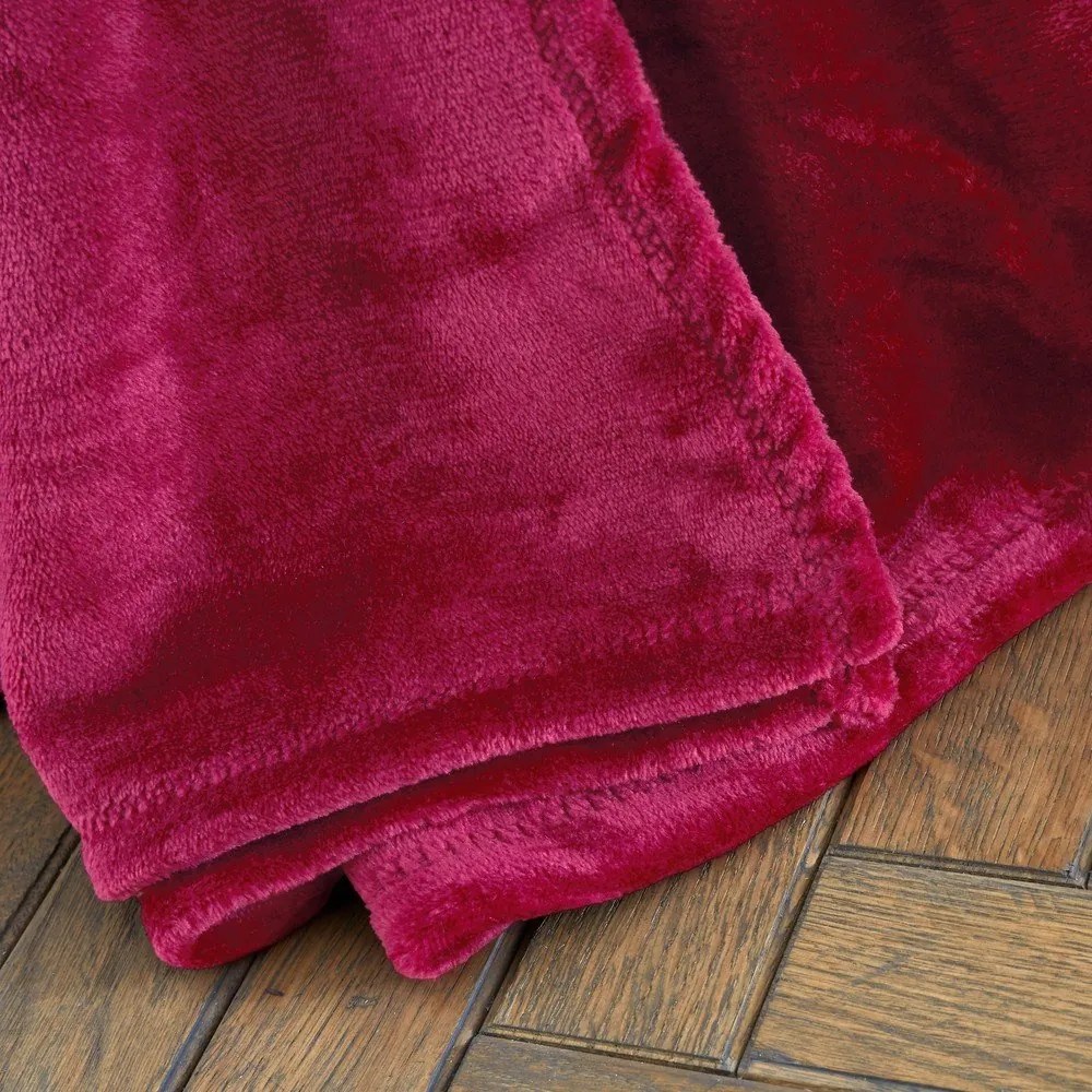 Różowy koc z mikropluszu 130x170 cm Raschel Velvet – Catherine Lansfield