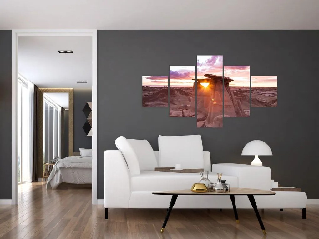 Obraz - zachód słońca na pustyni (125x70 cm)